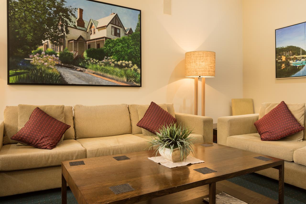 Franklin Manor Hotel Strahan Bagian luar foto