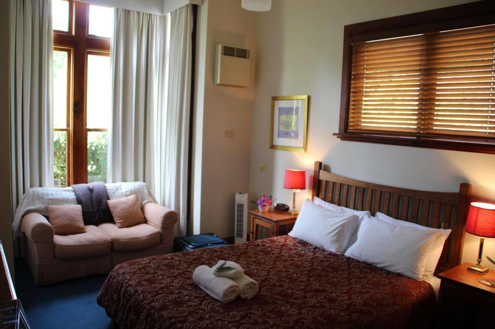 Franklin Manor Hotel Strahan Bagian luar foto