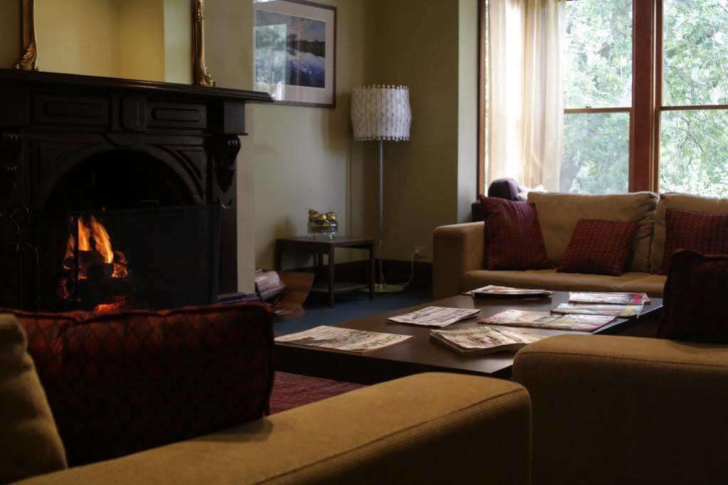 Franklin Manor Hotel Strahan Bagian luar foto